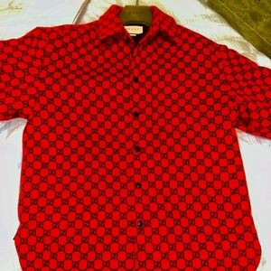 Wanted the green one but they only had the red, wore it once not my style